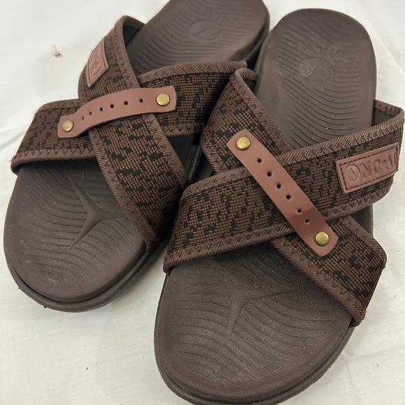 ONCAI Mens Sandals Arch Support Slides Plantar Fasciitis - Picture 1 of 11